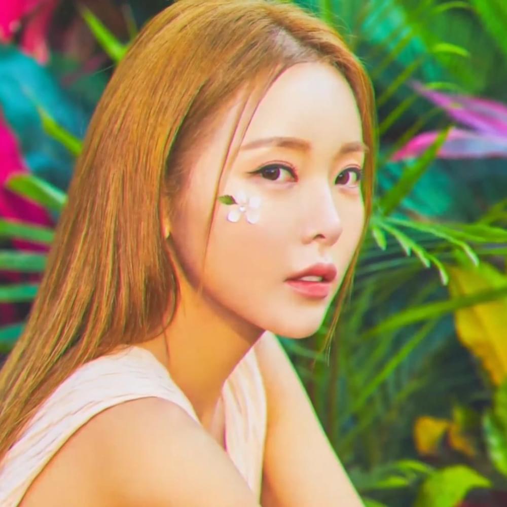 Cover image for Hong Jin Young (홍진영)