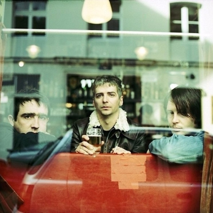 I Am Kloot profile picture - official artist image