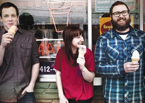Play nice by Donora