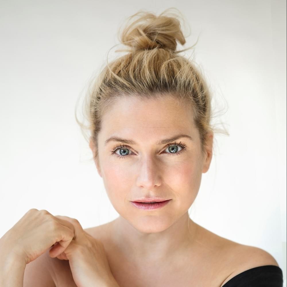 Jeanette Biedermann Profile Picture Photo of Jeanette Biedermann