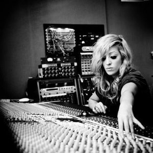 Cover image for Isabella Summers