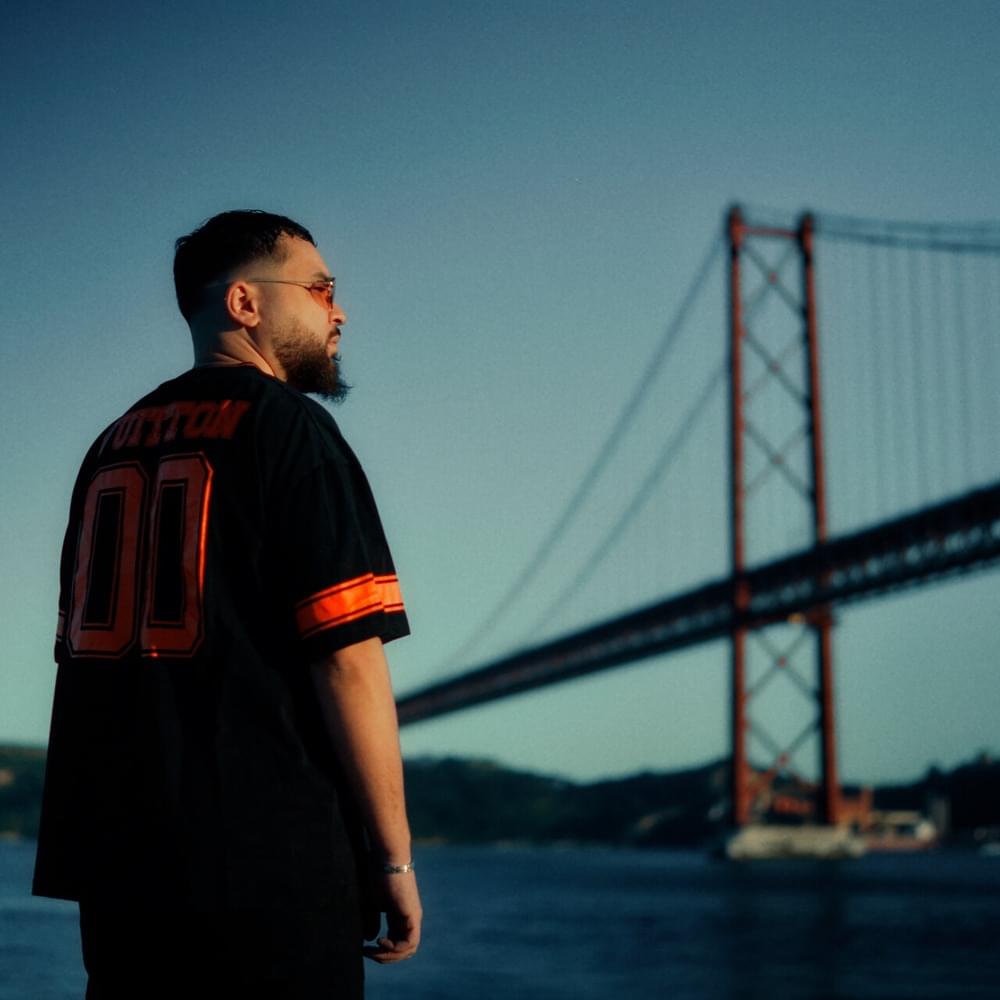 Album cover art for "Xavi Simons" by GLK