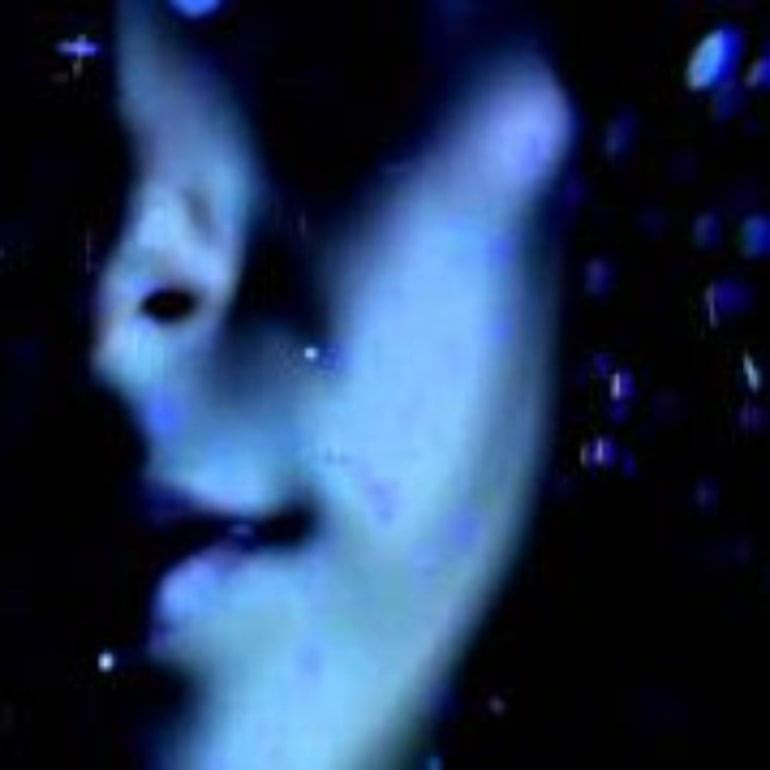 Album cover art for "Planeta Água" by Céu