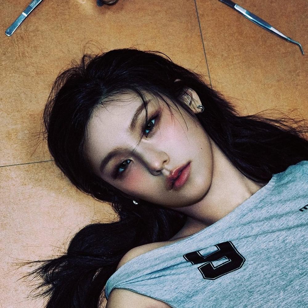 YEJI Profile Picture Photo of YEJI