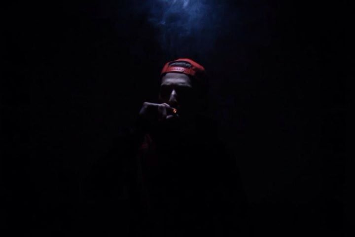 Album cover art for "Potwór" by Teabe