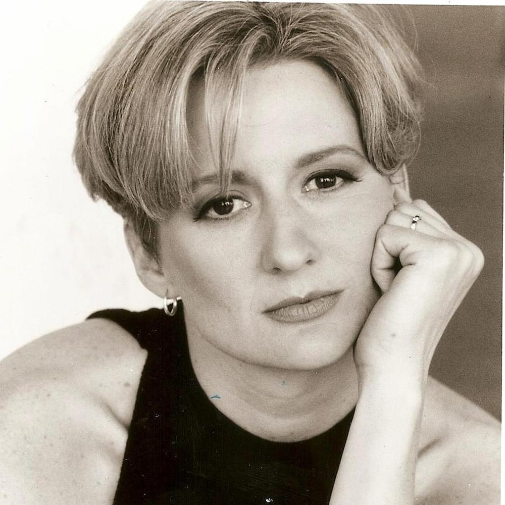 Nicky Holland Profile Picture Photo of Nicky Holland