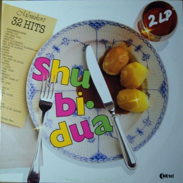 Cover image for 32 Hits