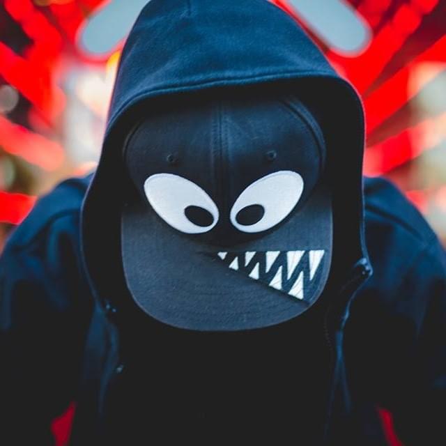 Cover image for Naeleck