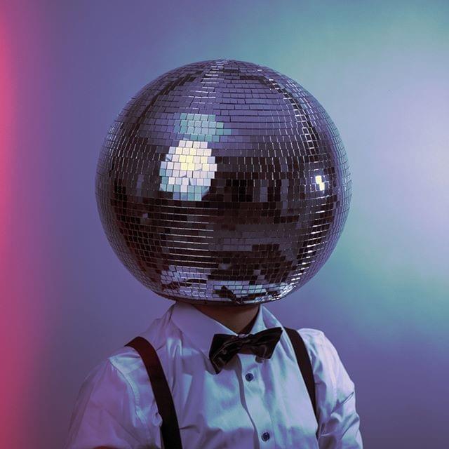 Cover image for Discoholic