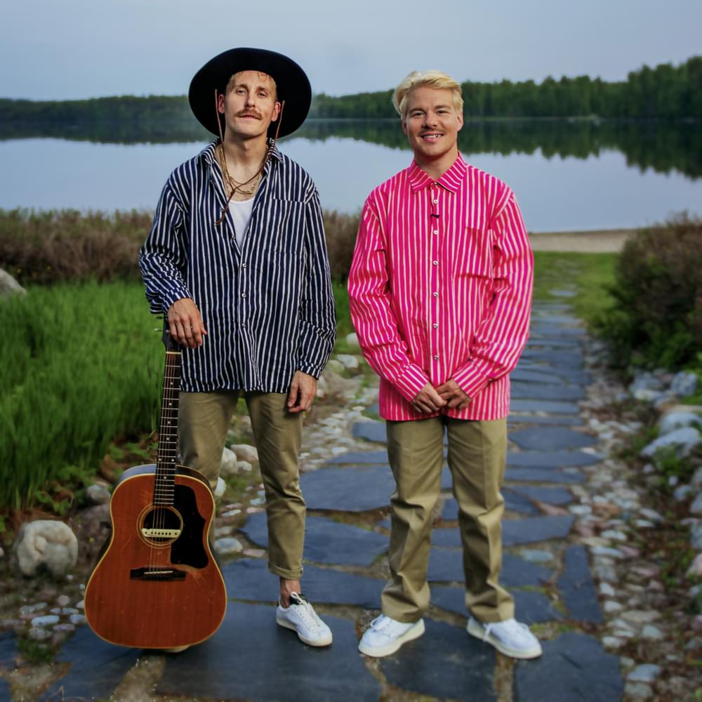 Album cover art for "Rahan takii (Vain elämää kausi 10)" by JVG