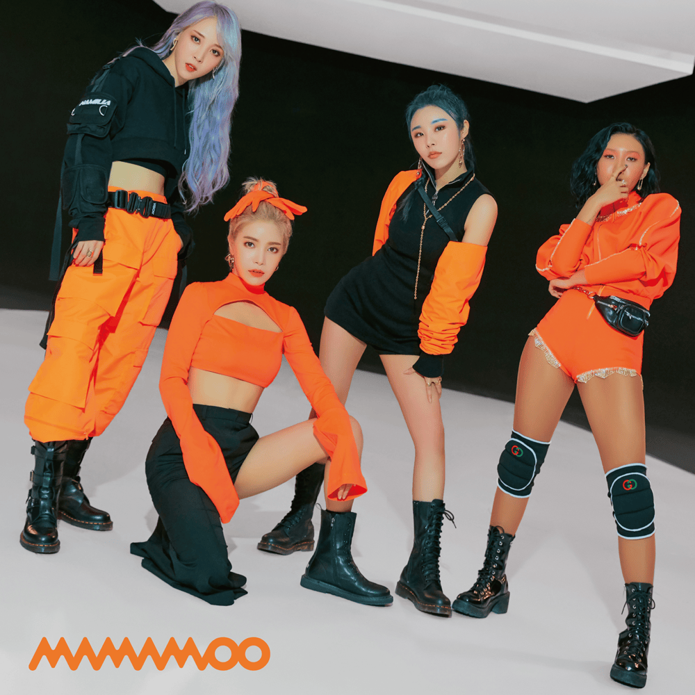 Album cover art for "Shampoo" by MAMAMOO