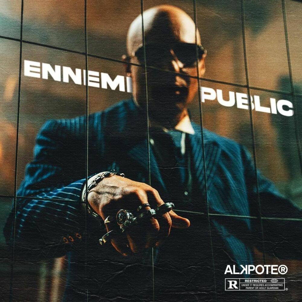 Album cover art for "Ennemi public" by Alkpote