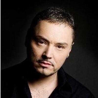 Cover image for Knez