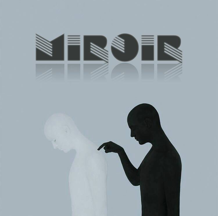 Miroir by AchTwntyTwo