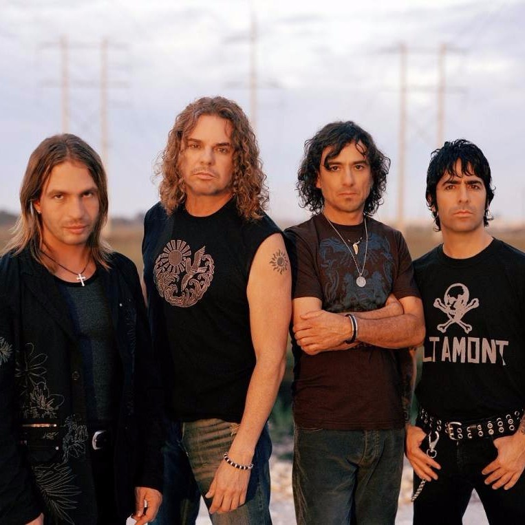 Cover image for Maná