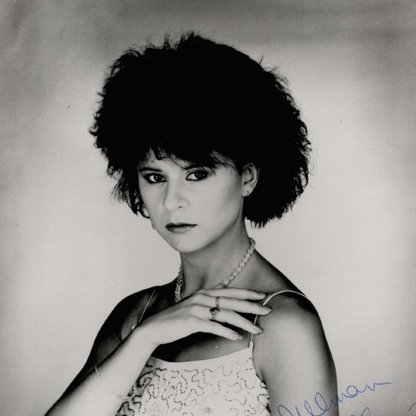 Cover image for Tracey Ullman