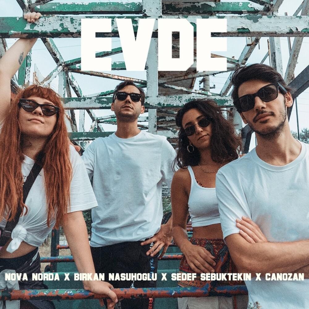 Keyfim Yerinde by Sedef Sebüktekin