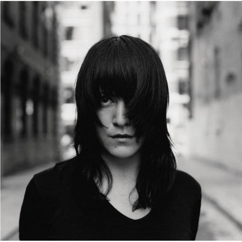 Album cover art for "La forme et le fond" by Keren Ann