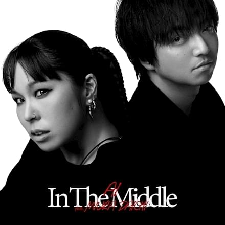 Album cover art for "In The Middle" by AI (JPN) & 三浦大知 (Daichi Miura)