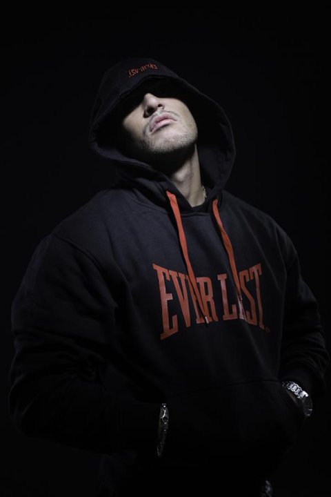 Omik K Profile Picture Photo of Omik K