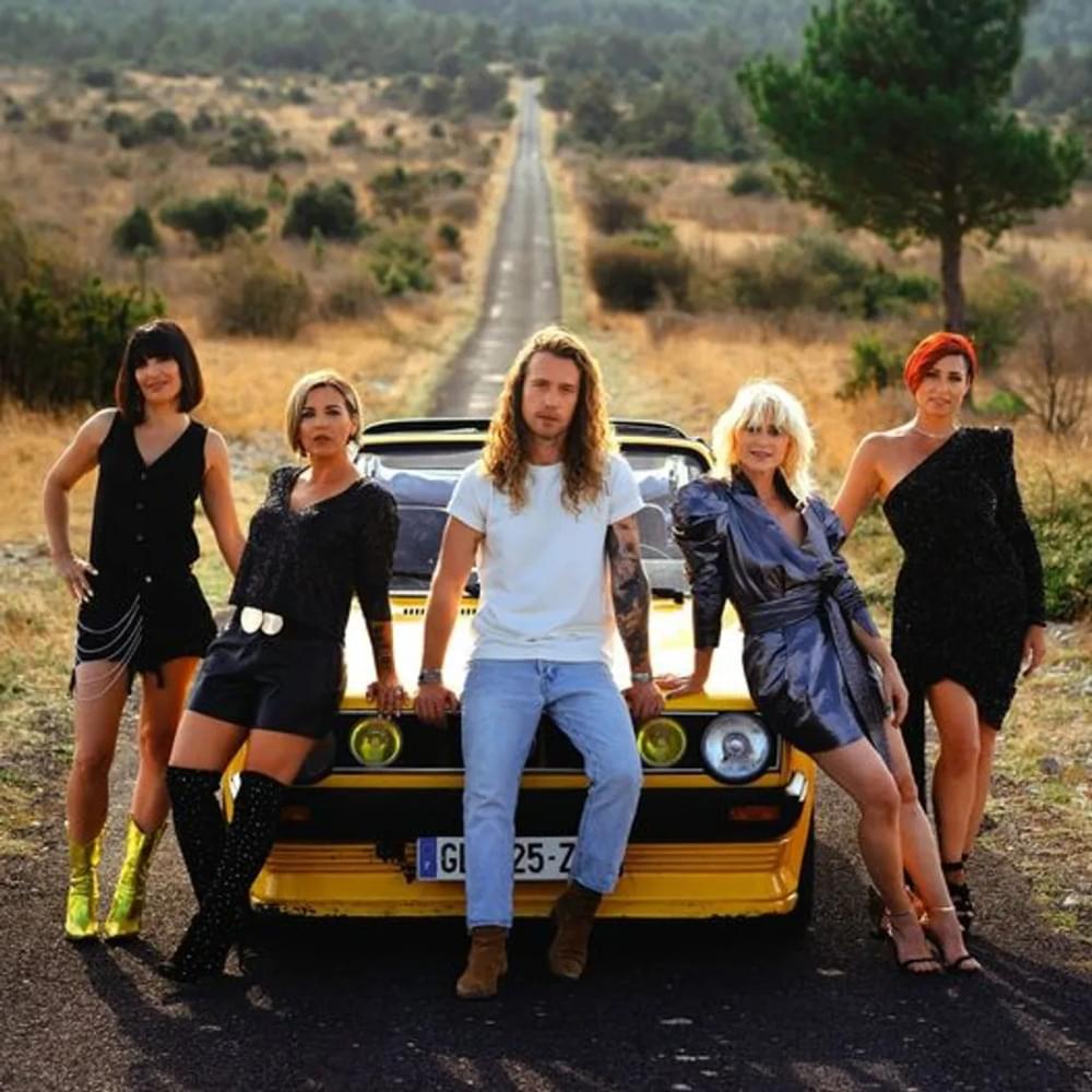 Album cover art for "Toutes les femmes de ta vie" by Julien Doré