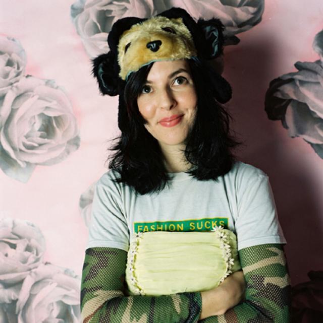 Photo of Rosie Thomas