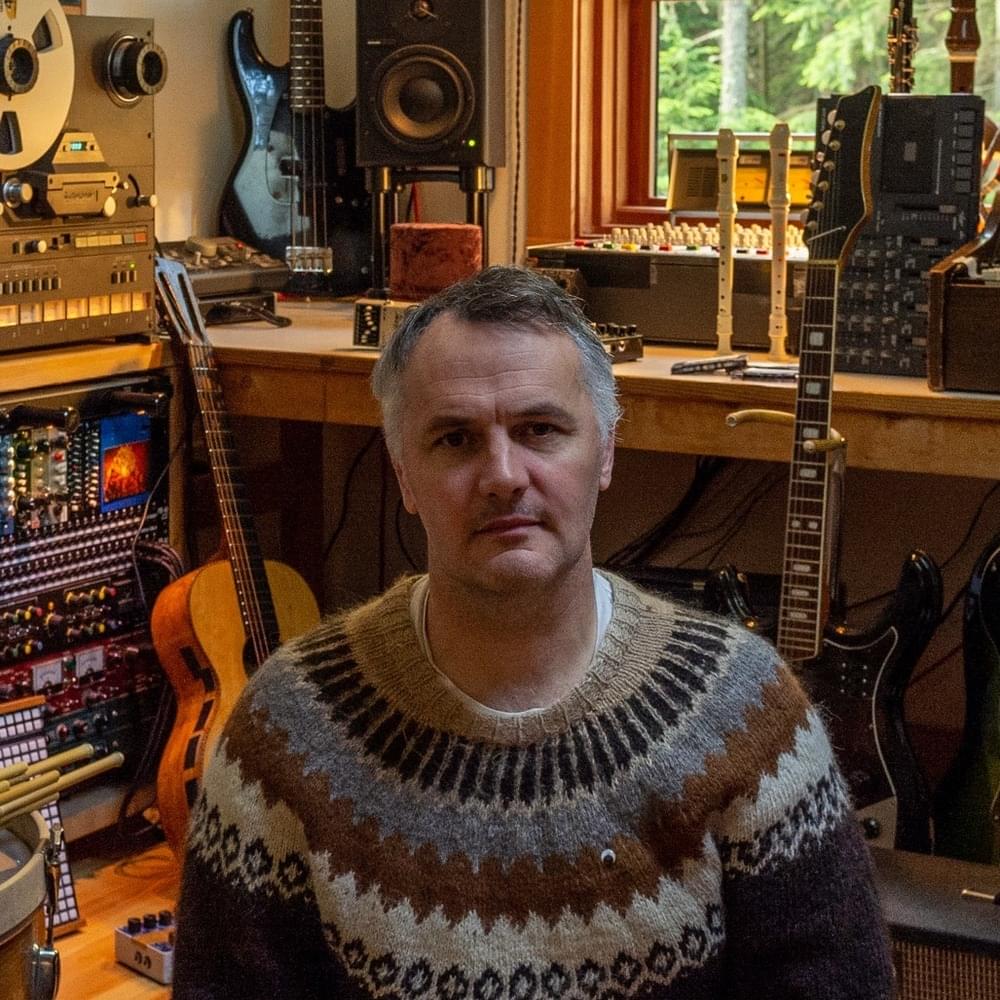 Phil Elverum Profile Picture Photo of Phil Elverum