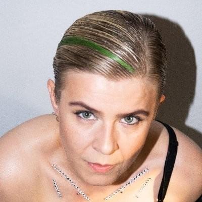 Photo of Robyn