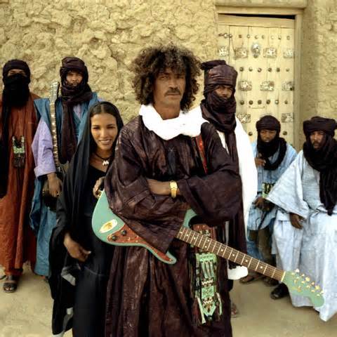 Cover image for Tinariwen