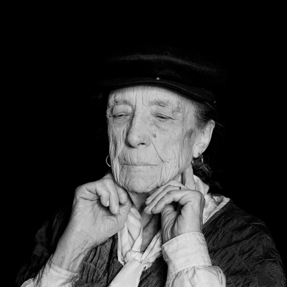 Louise Bourgeois Profile Picture Photo of Louise Bourgeois