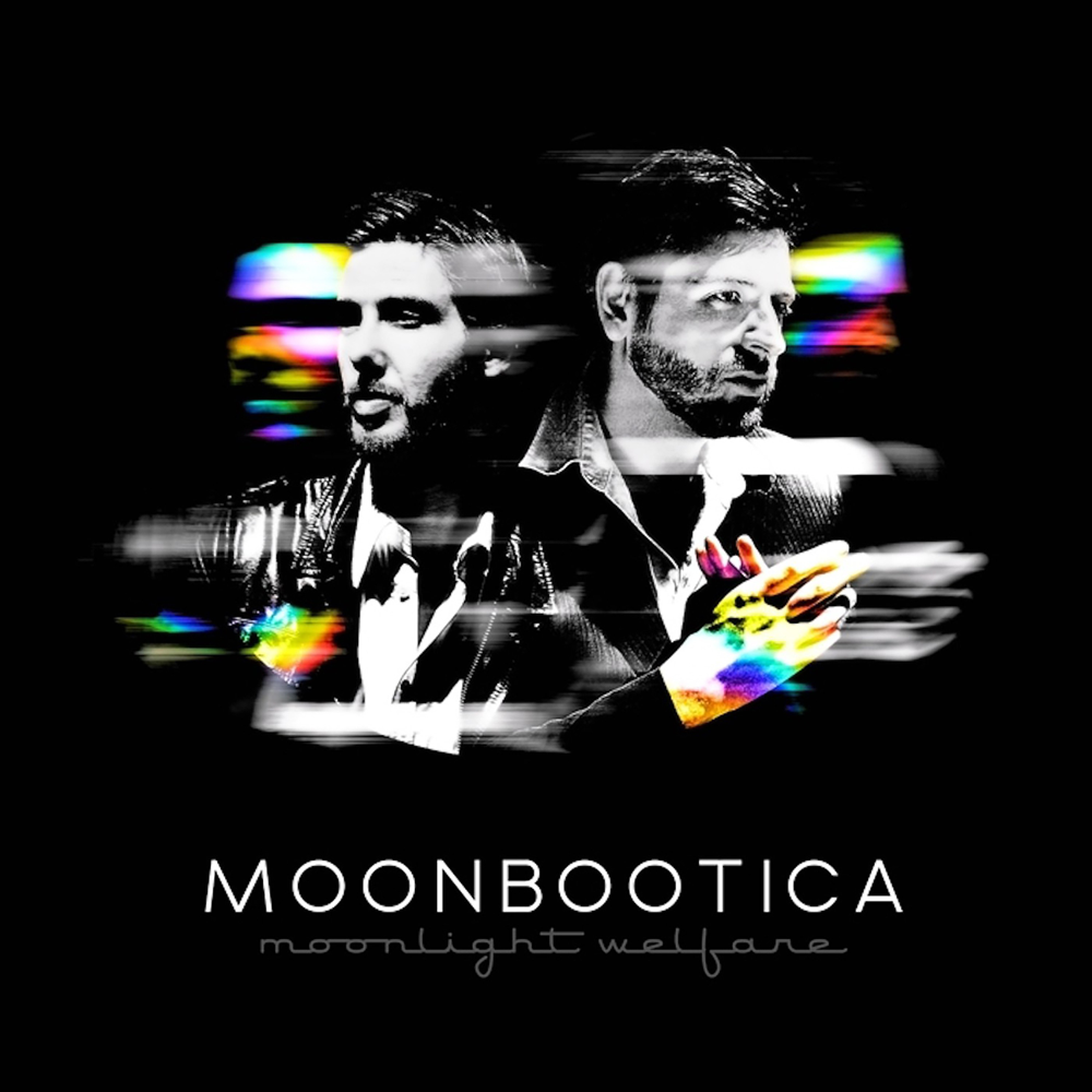 Der Mond by Moonbootica