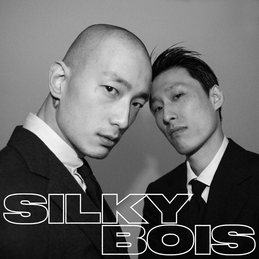 Three by SILKYBOIS (실키보이즈)