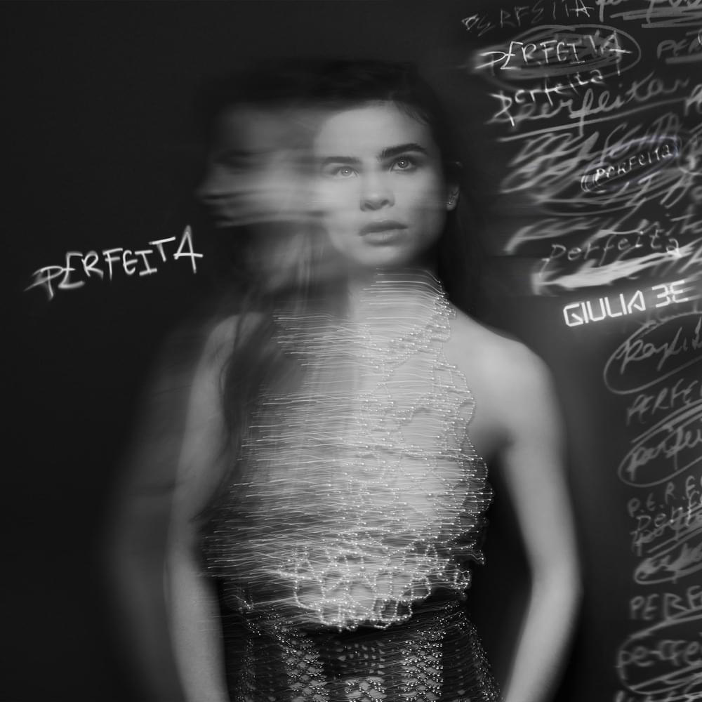Album cover art for "perfeita" by GIULIA BE