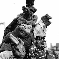 Cover image for Puppetmastaz