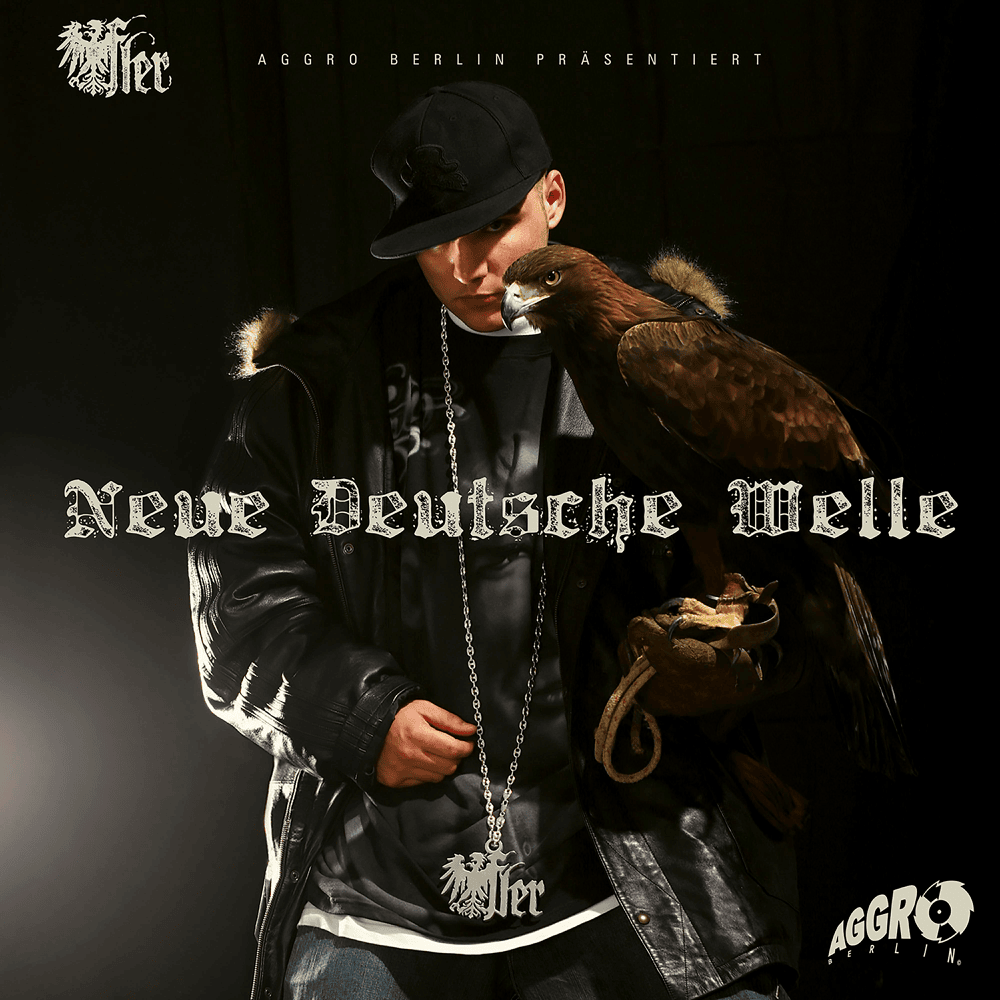 Album cover art for "Schwer erziehbar 2005" by Fler