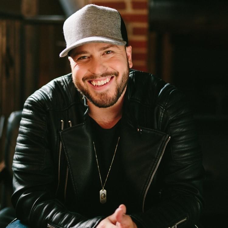 Mitchell Tenpenny Profile Picture Photo of Mitchell Tenpenny