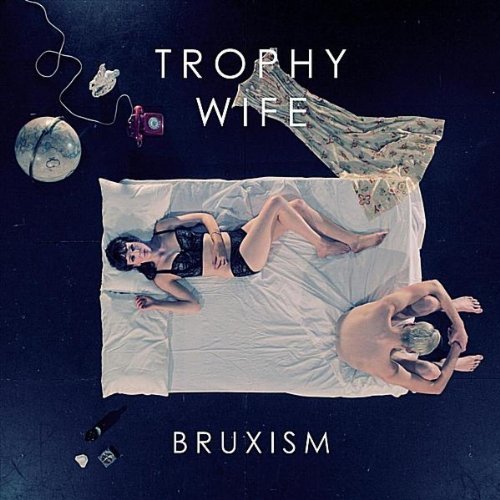 Microlite by Trophy Wife