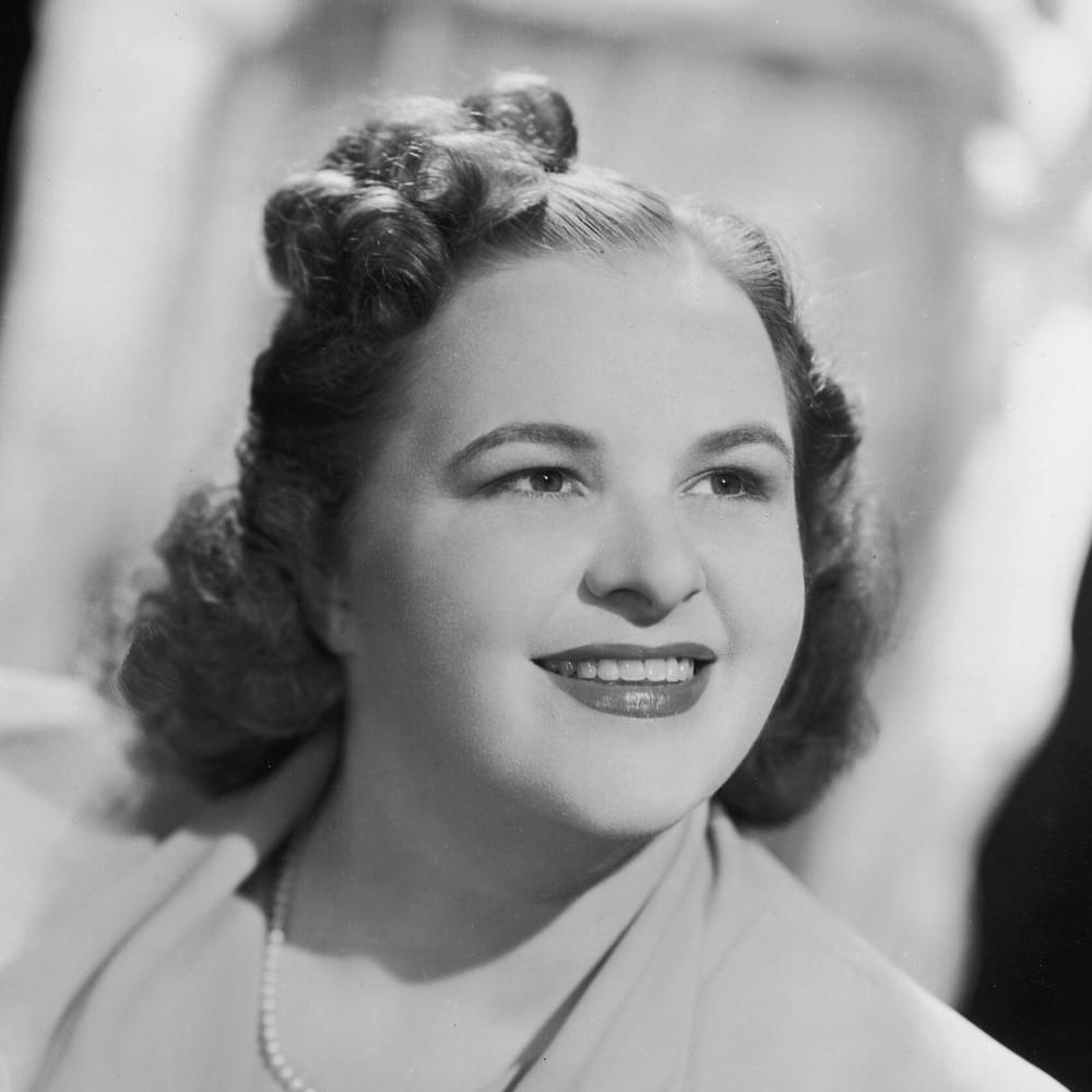 Kate Smith Profile Picture Photo of Kate Smith