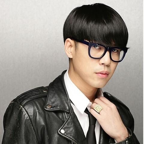 Cover image for Jung Joonil (정준일)