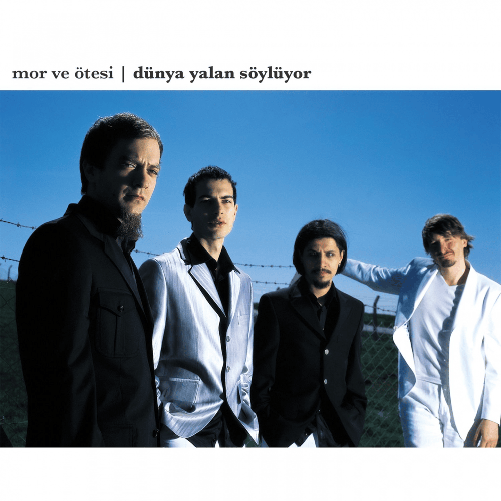 Bir Derdim Var by ​mor ve ötesi