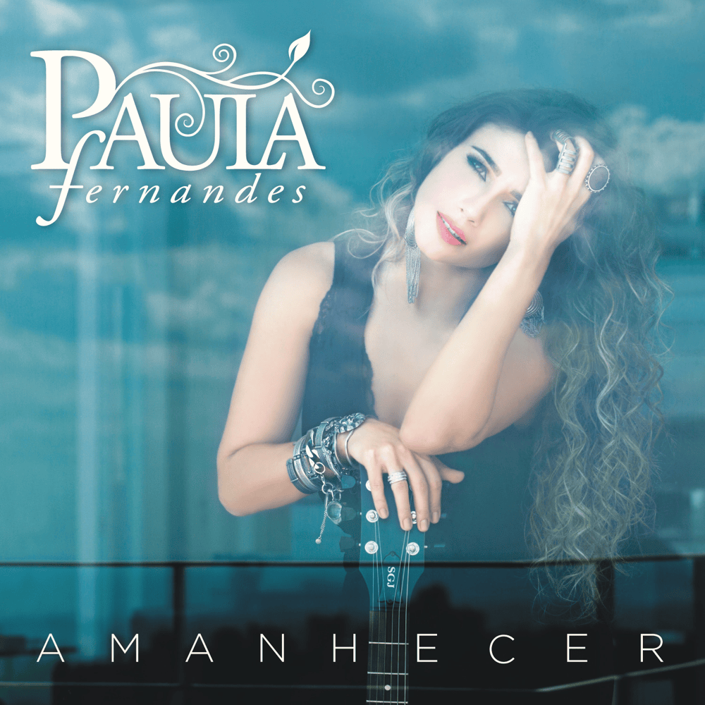 Album cover art for "E Eu?" by Paula Fernandes