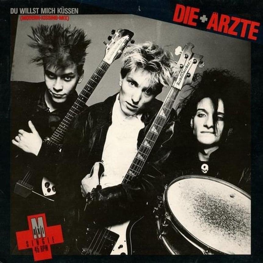 Album cover art for "Du willst mich küssen (Modern-Kissing-Mix)" by Die Ärzte