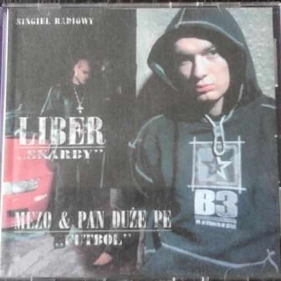 Album cover art for "Futbol" by Mezo & Duże Pe