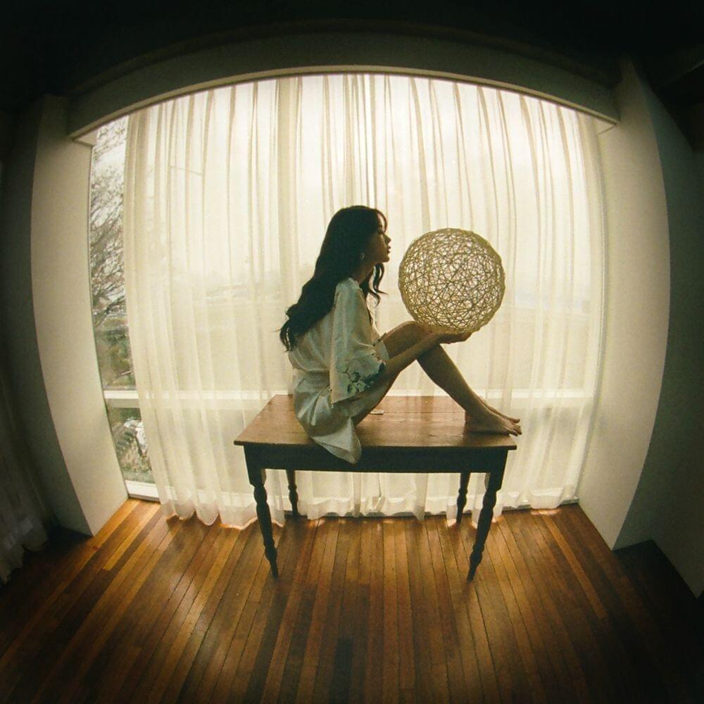 Album cover art for "그네 (Swing)" by DALsooobin