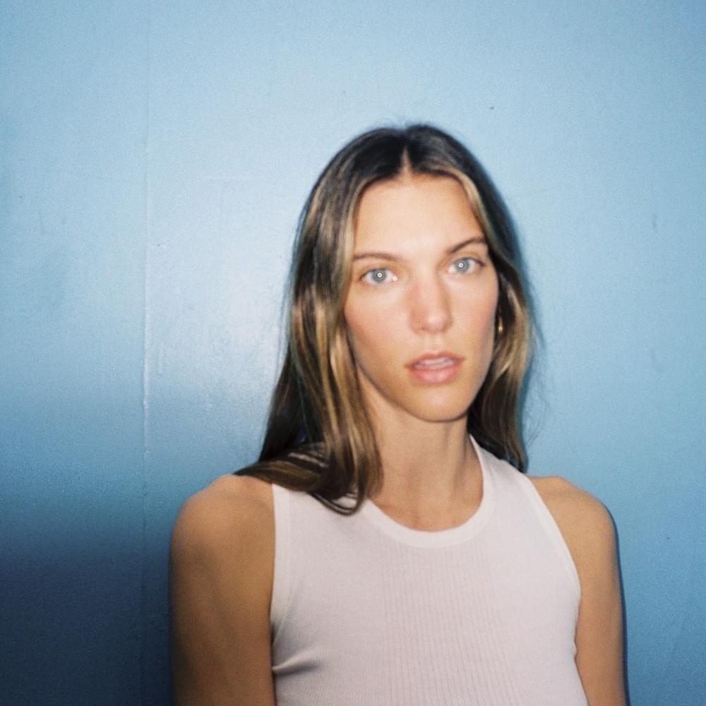Photo of Charlotte Cardin
