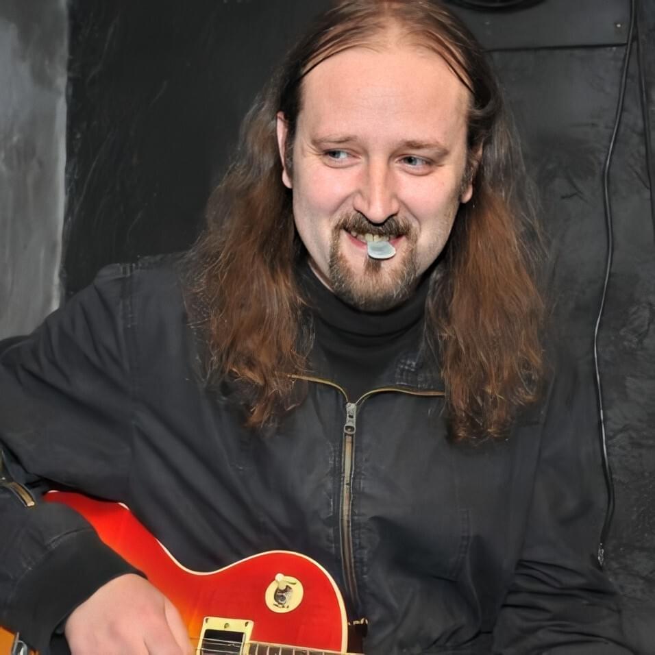 Dušan Vozáry Profile Picture Photo of Dušan Vozáry
