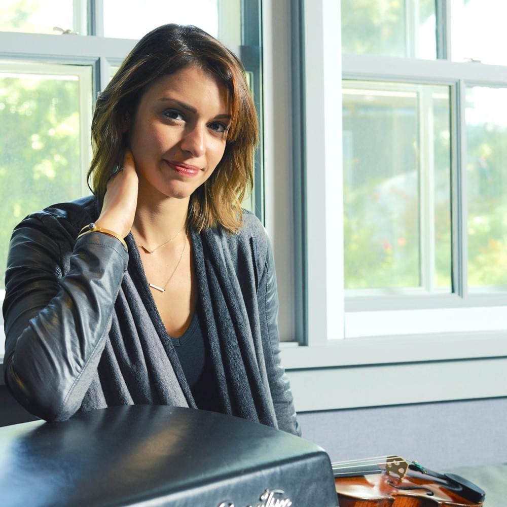 Photo of Stephanie Economou