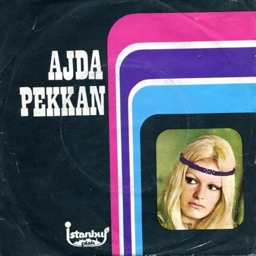 Album cover art for "Dert Bende" by Ajda Pekkan