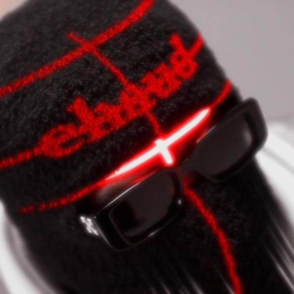Album cover art for "Chaud" by KIK