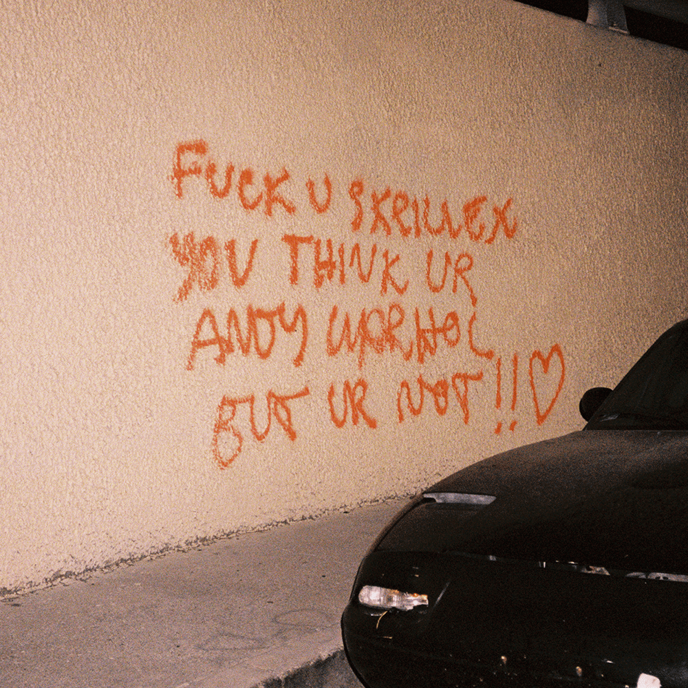 Album cover art for "VOLTAGE" by Skrillex